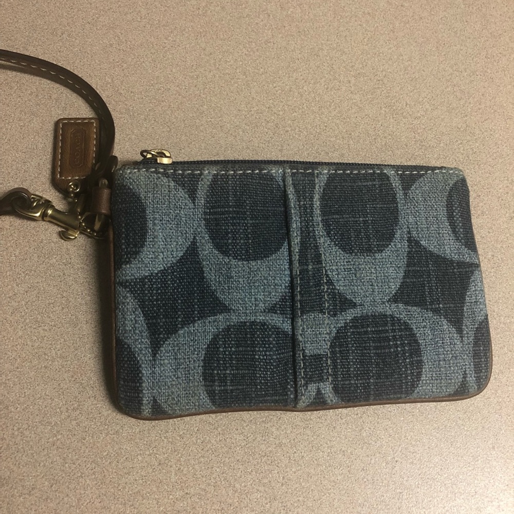 Coach wallet size(S)
